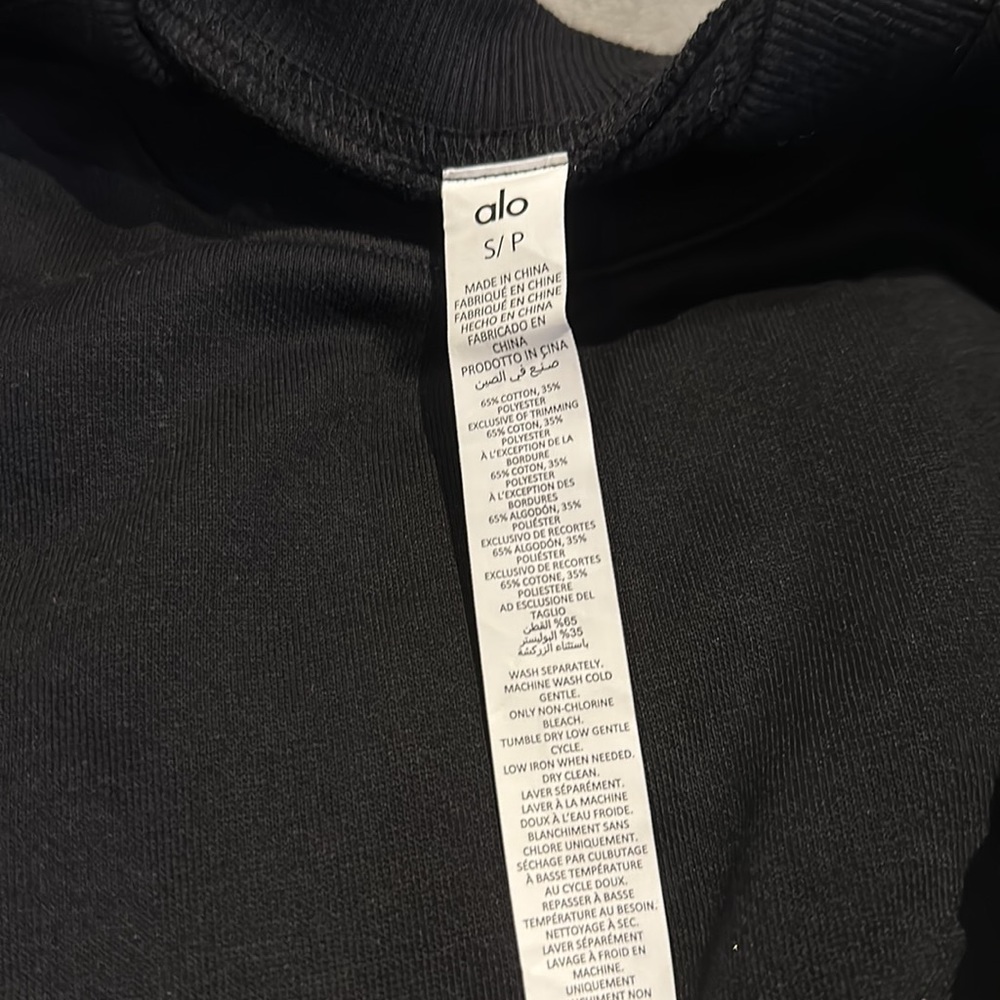Alo Yoga cropped hoodie - Picture 4 of 5